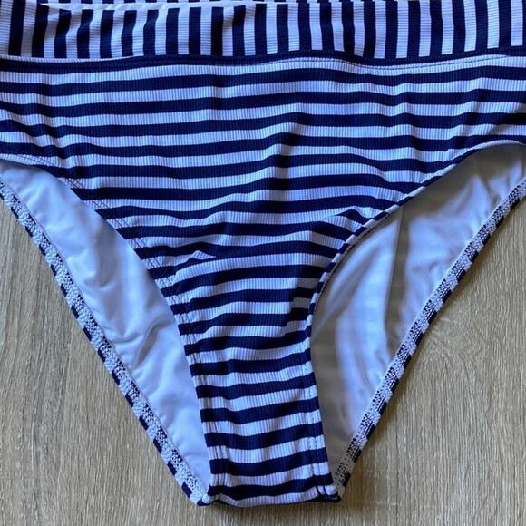 Splendid Retro Bikini Bottoms NEW Never Enough Navy Stripe size L - Picture 6 of 6